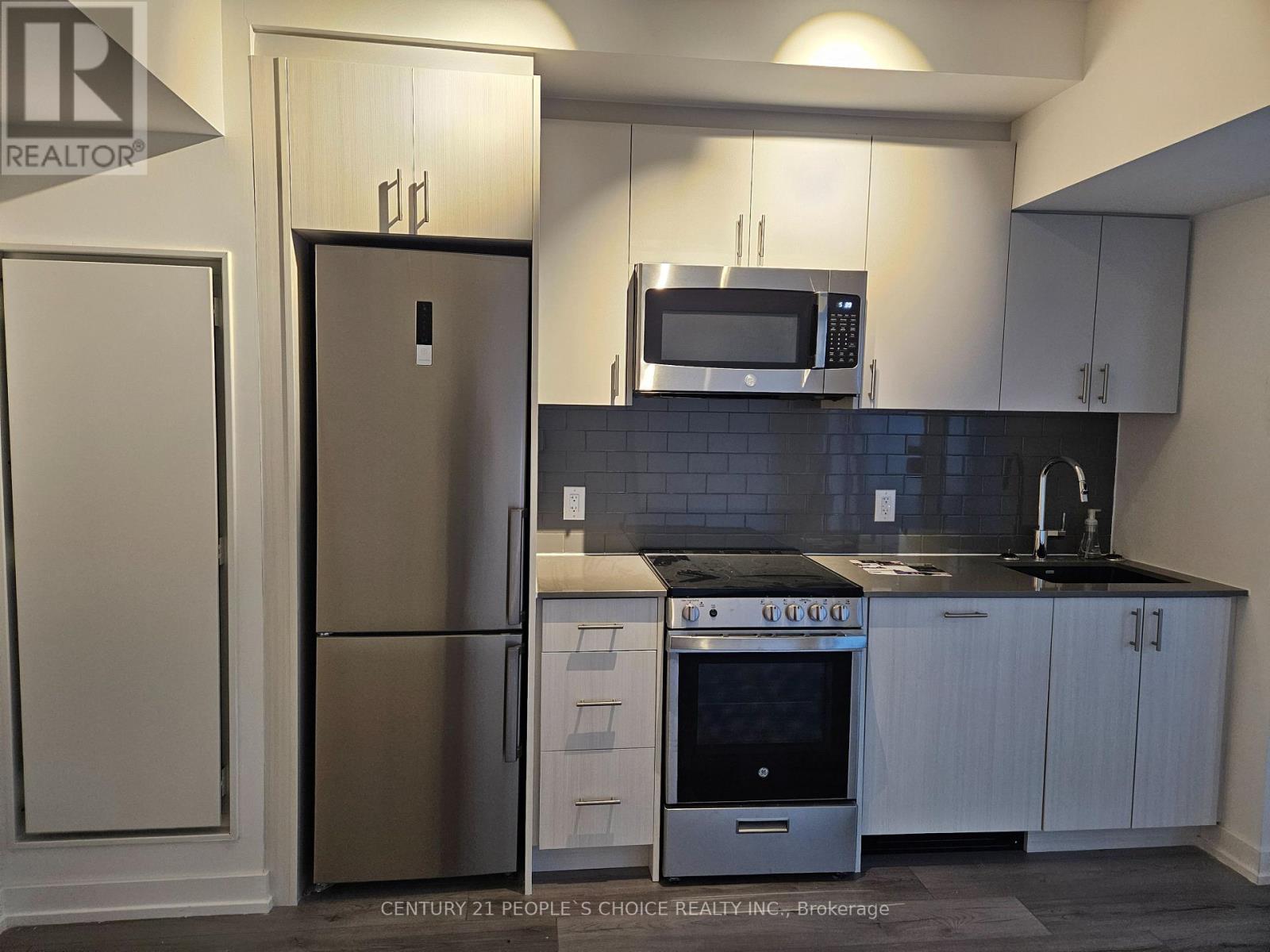 101 - 1195 The Queensway E, Toronto, Ontario  M8Z 0H1 - Photo 14 - W12607566