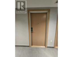 101 - 1195 THE QUEENSWAY E