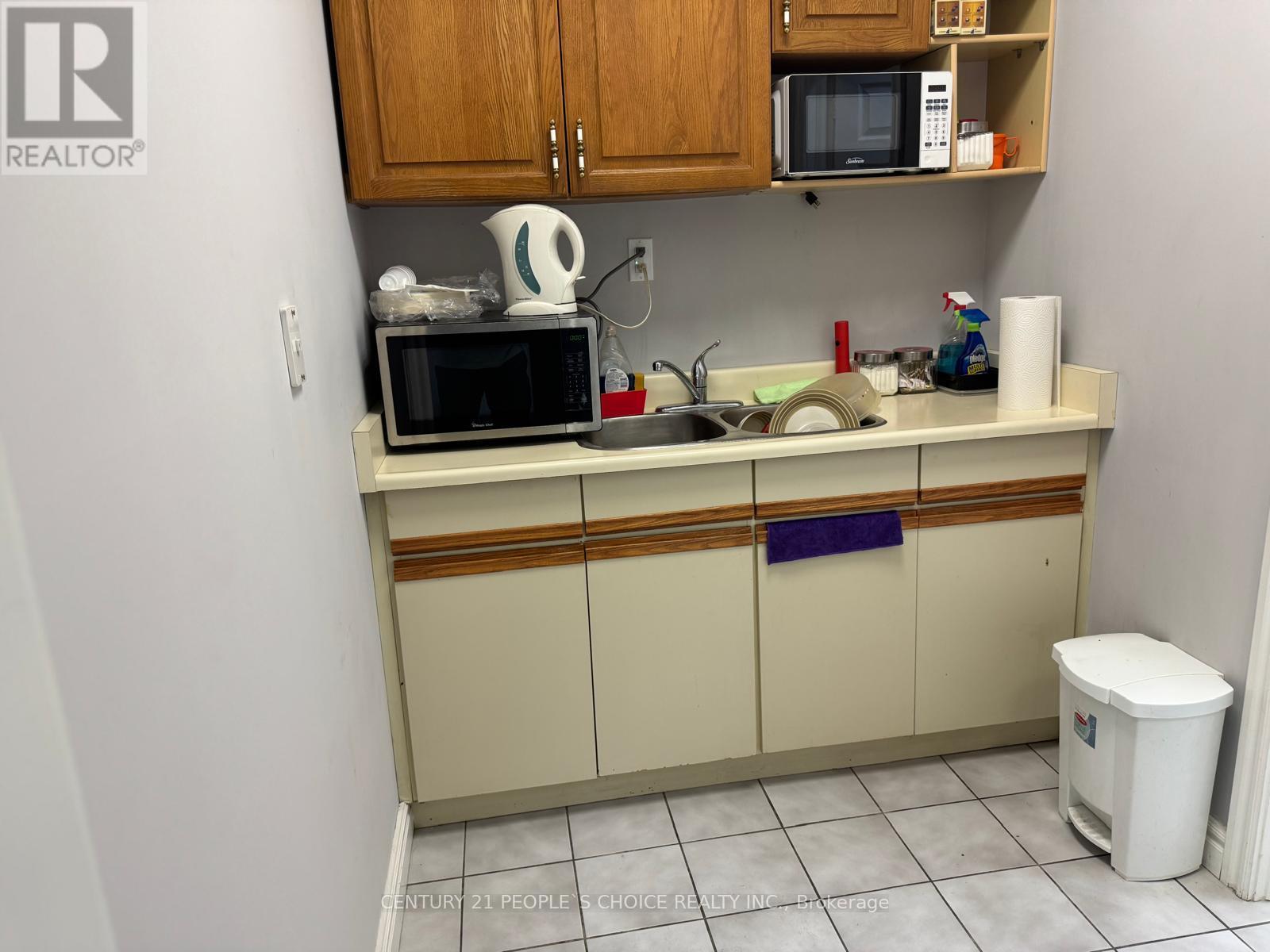 21 - 4801 Steeles Avenue W, Toronto, Ontario  M9L 2W1 - Photo 28 - W12607568