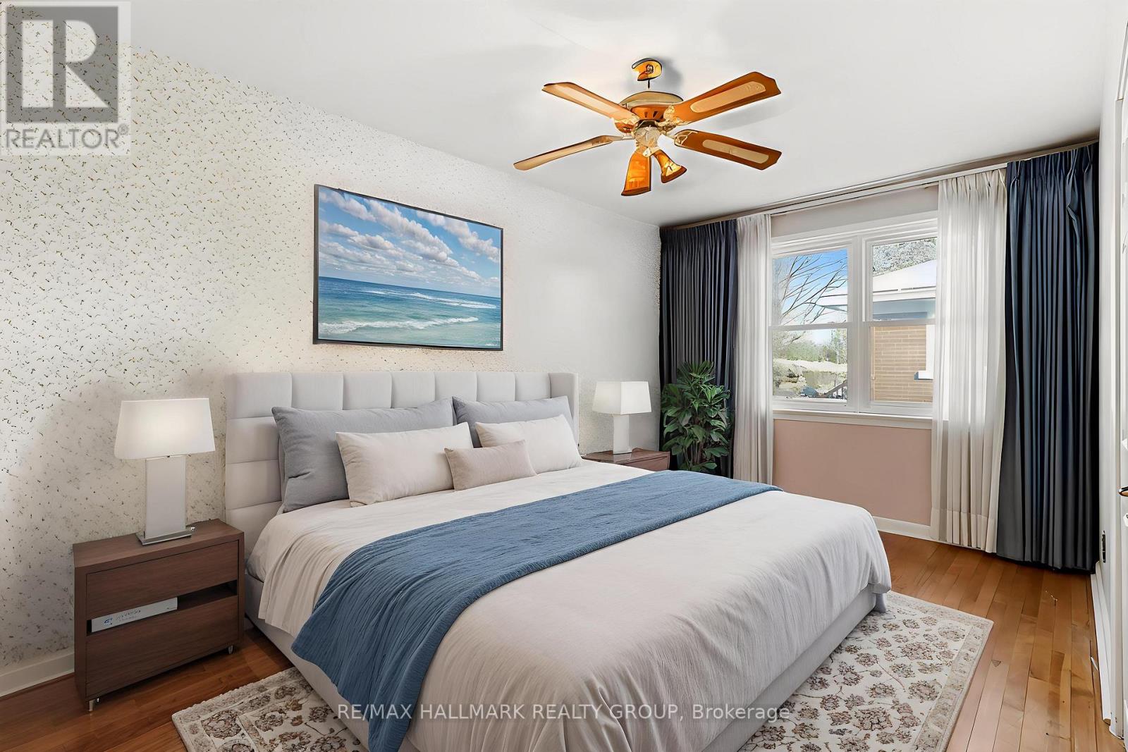 2023 Vincent Street, Ottawa, Ontario  K1G 2M8 - Photo 5 - X12421966