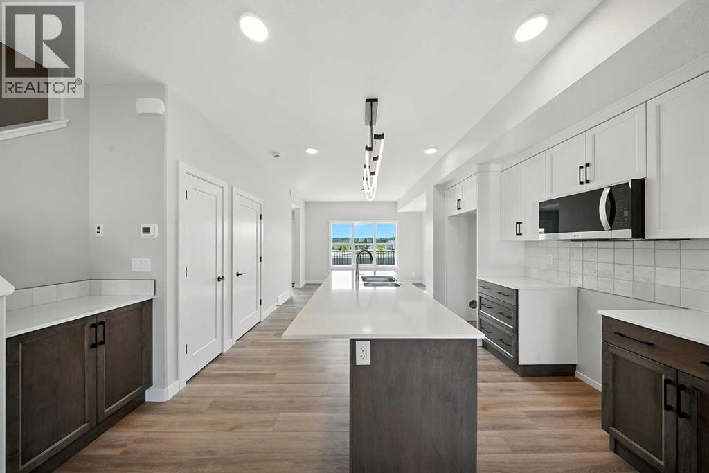 15 Gray Close, Sylvan Lake, Alberta  T4S 0W4 - Photo 4 - A2252444