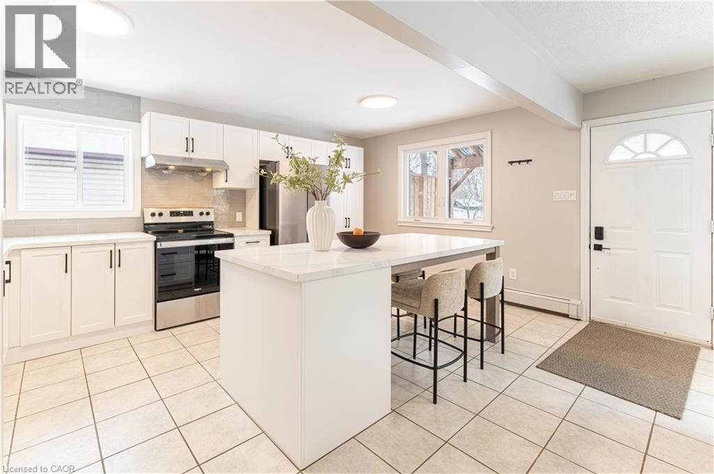 130 Henry Street, Brantford, Ontario   - Photo 4 - 40791452