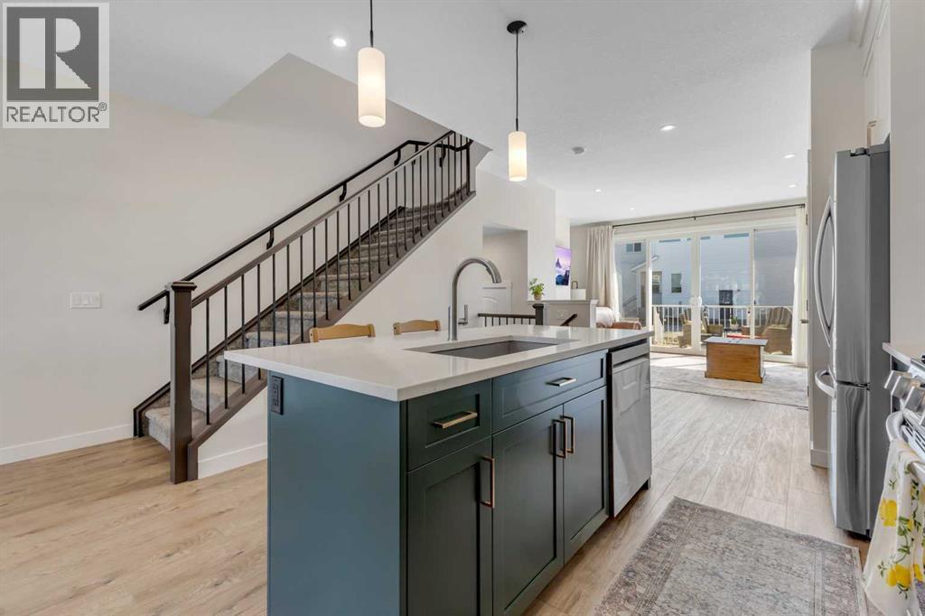 547 Rowmont Boulevard Nw, Calgary, Alberta  T3L 0G4 - Photo 9 - A2251329