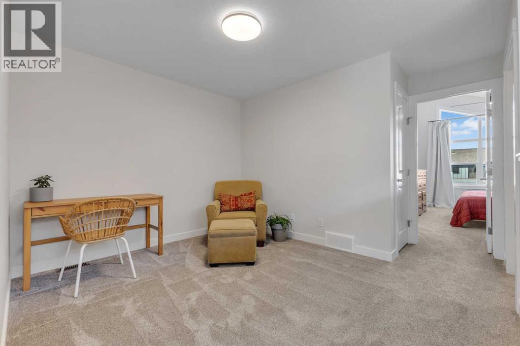 547 Rowmont Boulevard Nw, Calgary, Alberta  T3L 0G4 - Photo 24 - A2251329