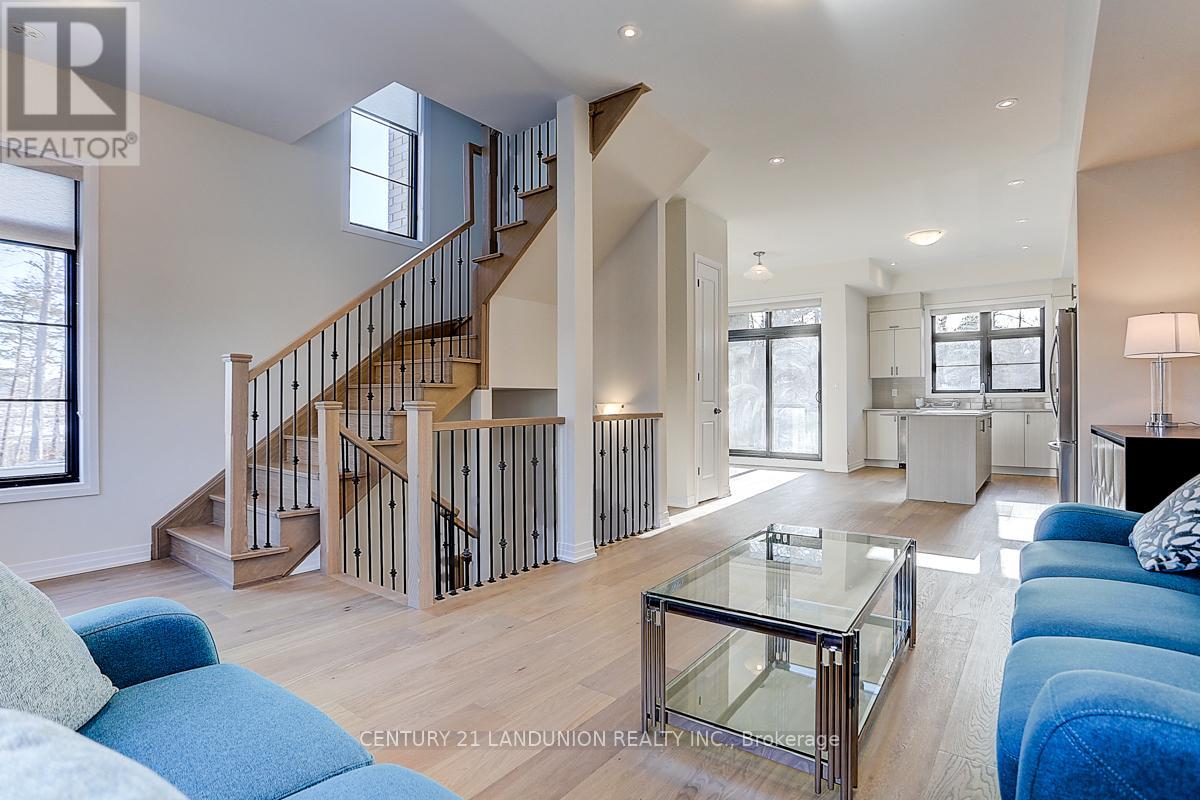 6 De La Roche Drive, Vaughan, Ontario  L4L 1A6 - Photo 12 - N12607562