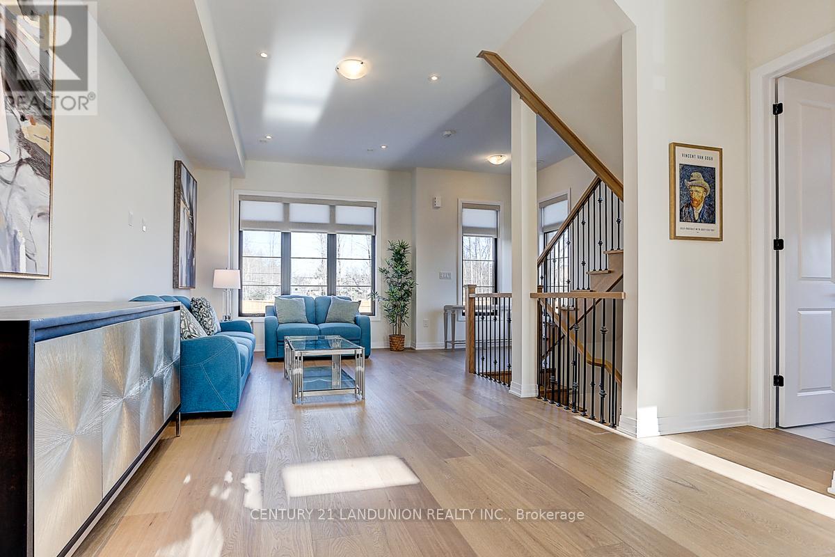 6 De La Roche Drive, Vaughan, Ontario  L4L 1A6 - Photo 13 - N12607562