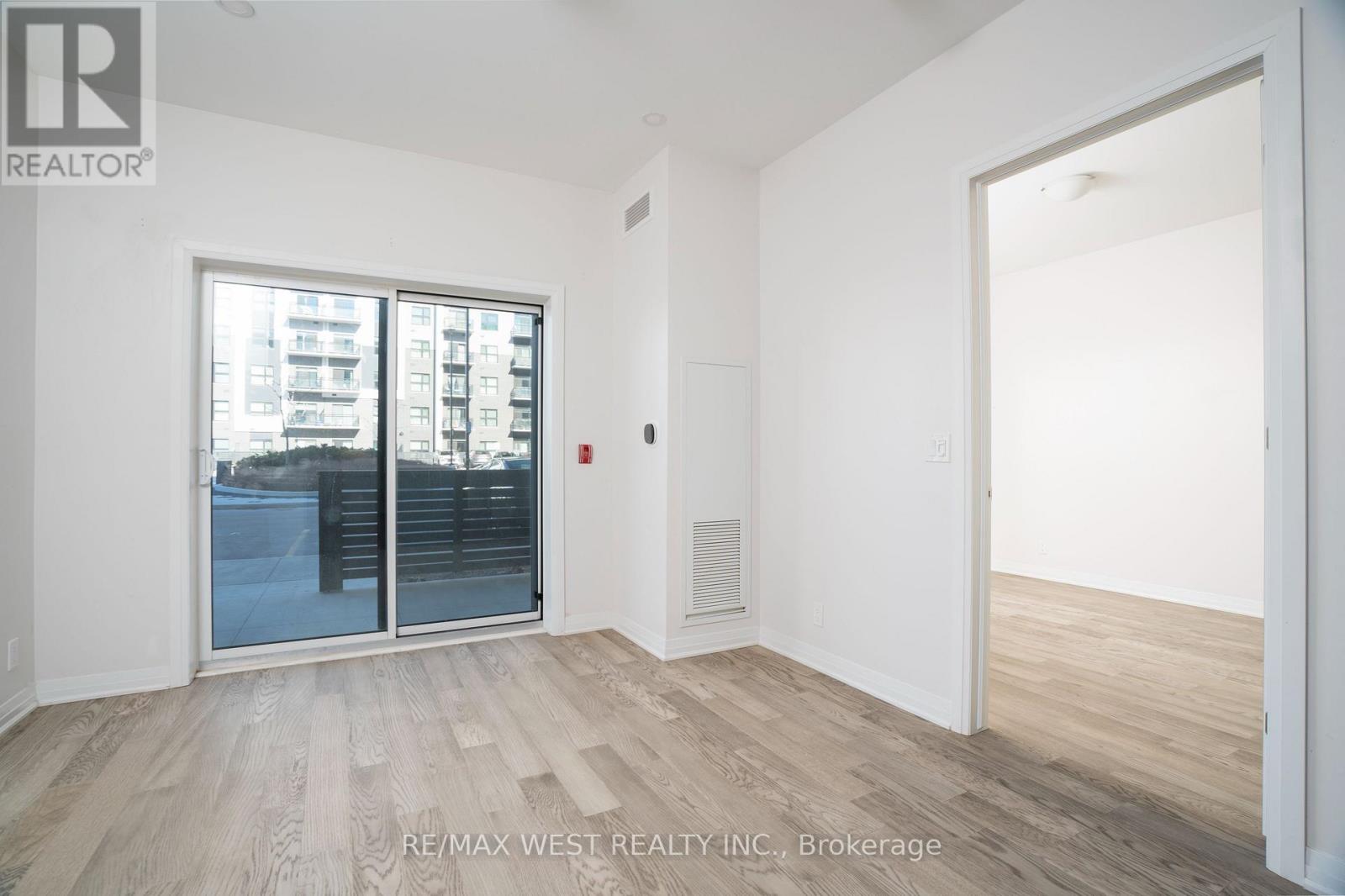 133 - 102 Grovewood Common, Oakville, Ontario L6H 0X2 - Photo 7 - W12607208