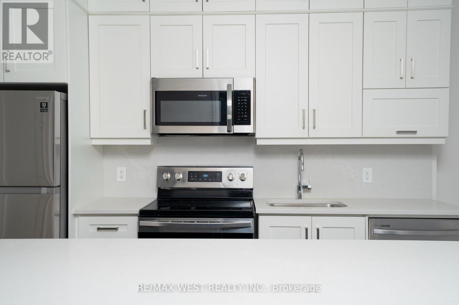 133 - 102 Grovewood Common, Oakville, Ontario L6H 0X2 - Photo 12 - W12607208