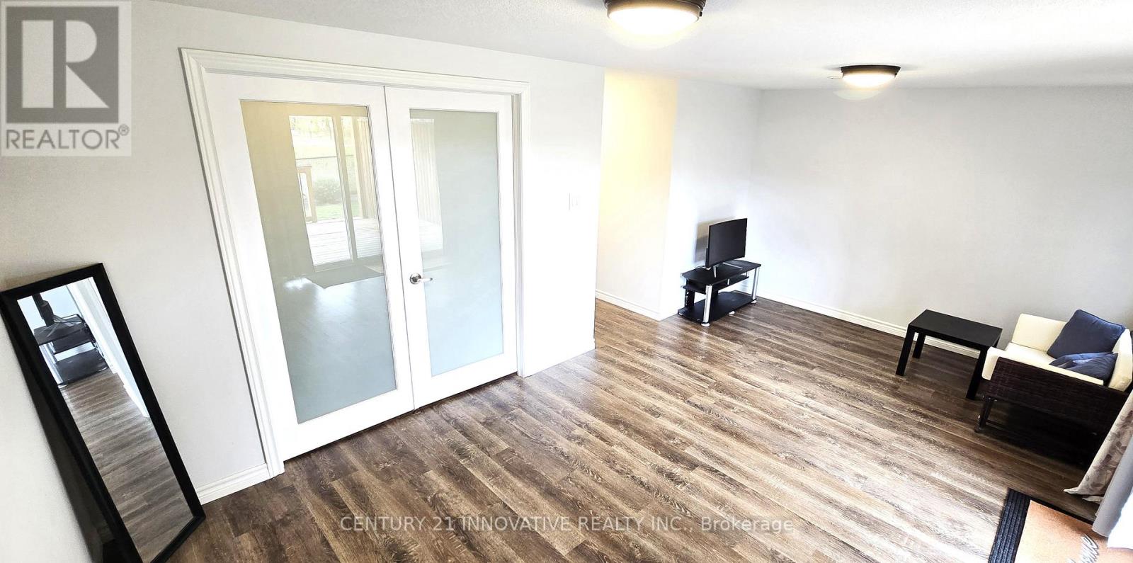 92 Pony Way S, Kitchener, Ontario N2R 0R8 - Photo 20 - X12560730