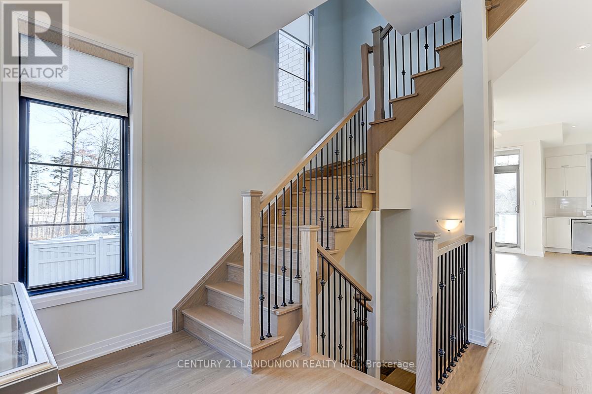 6 De La Roche Drive, Vaughan, Ontario  L4L 1A6 - Photo 21 - N12607562