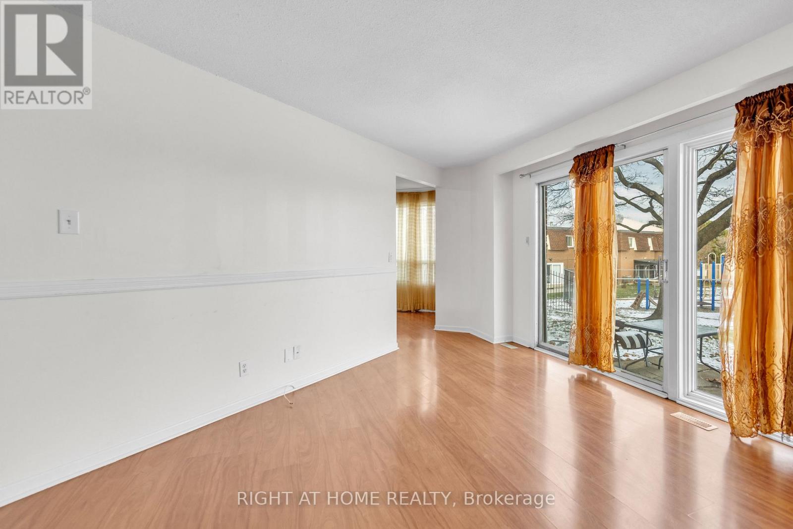 15 - 41 Mississauga Valley Boulevard, Mississauga, Ontario  L5A 3N5 - Photo 11 - W12520160