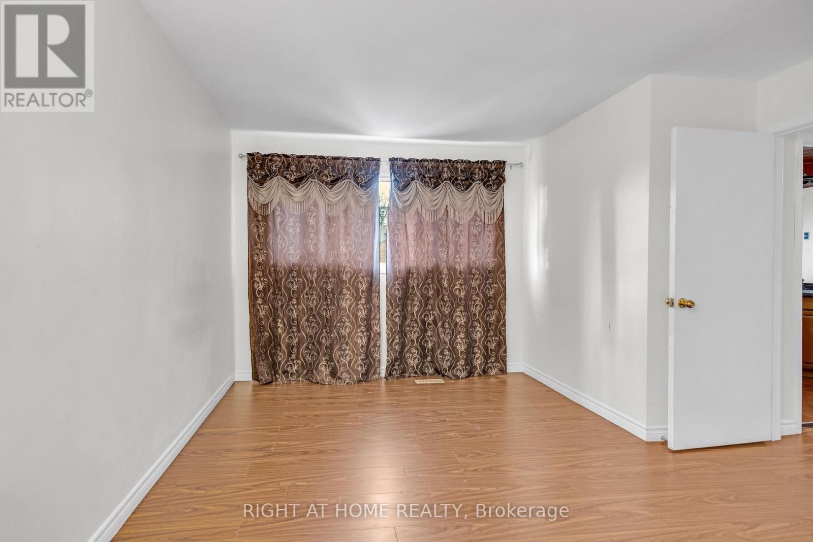 15 - 41 Mississauga Valley Boulevard, Mississauga, Ontario  L5A 3N5 - Photo 27 - W12520160