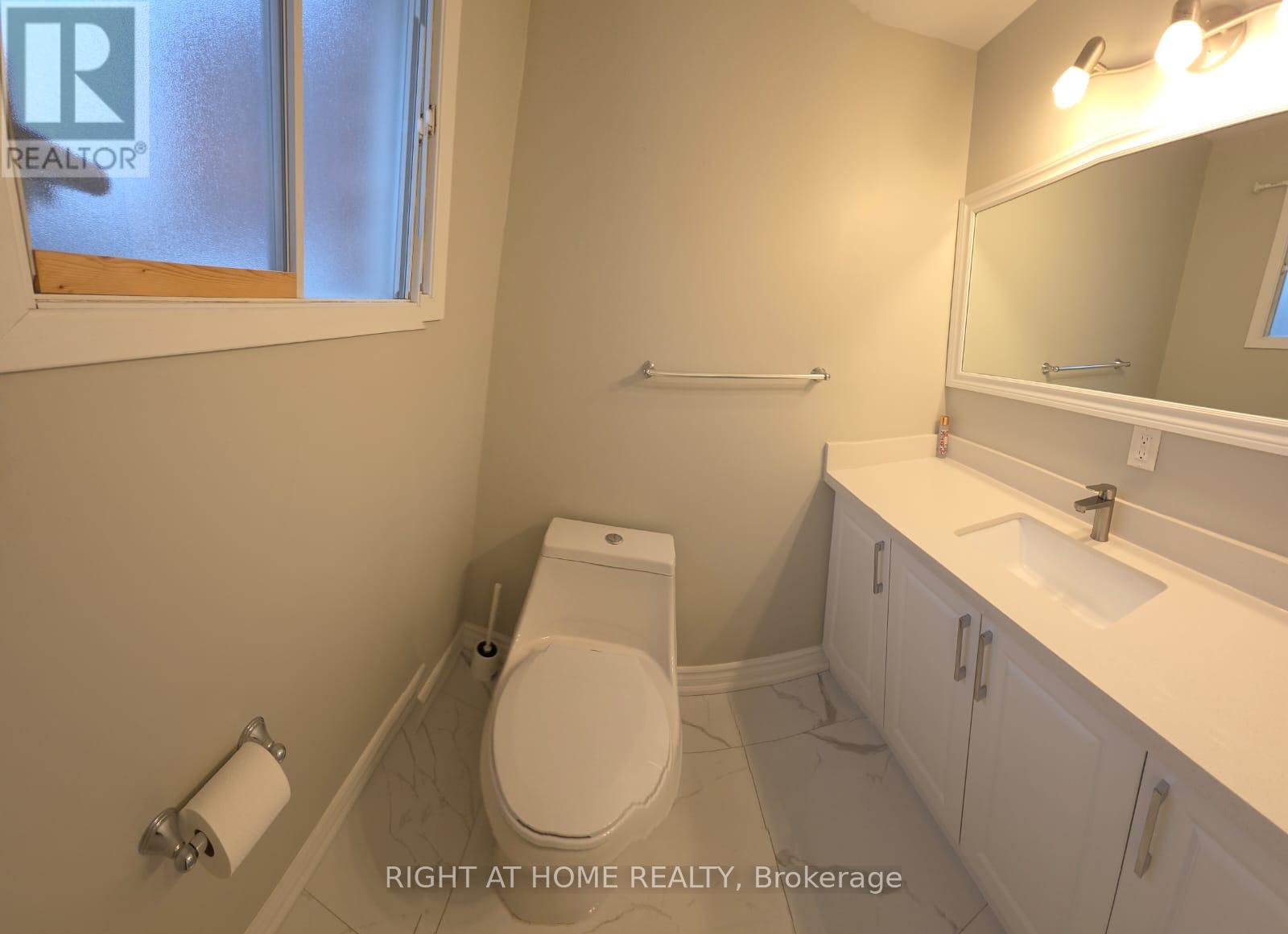 9 Ontario Street W, Mississauga, Ontario L5M 1S9 - Photo 14 - W12606516