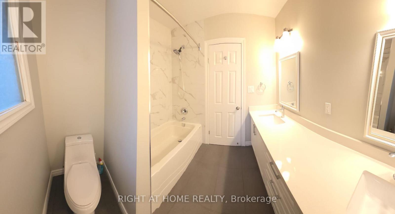 9 Ontario Street W, Mississauga, Ontario L5M 1S9 - Photo 17 - W12606516