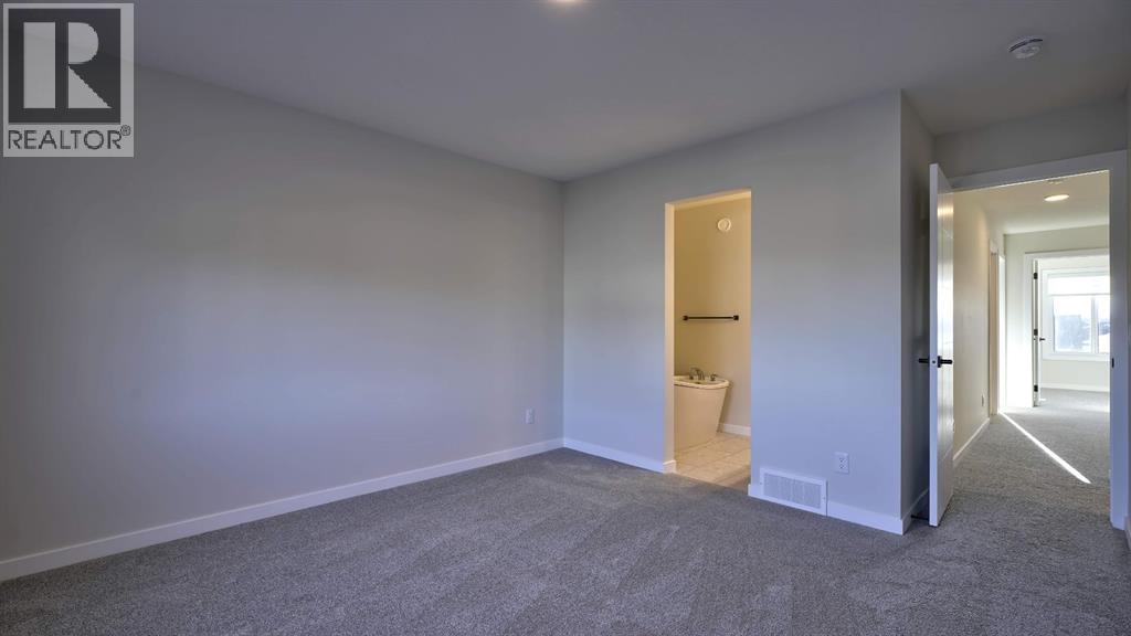 87 Legacy Reach Court Se, Calgary, Alberta  T2X 5V2 - Photo 28 - A2195231