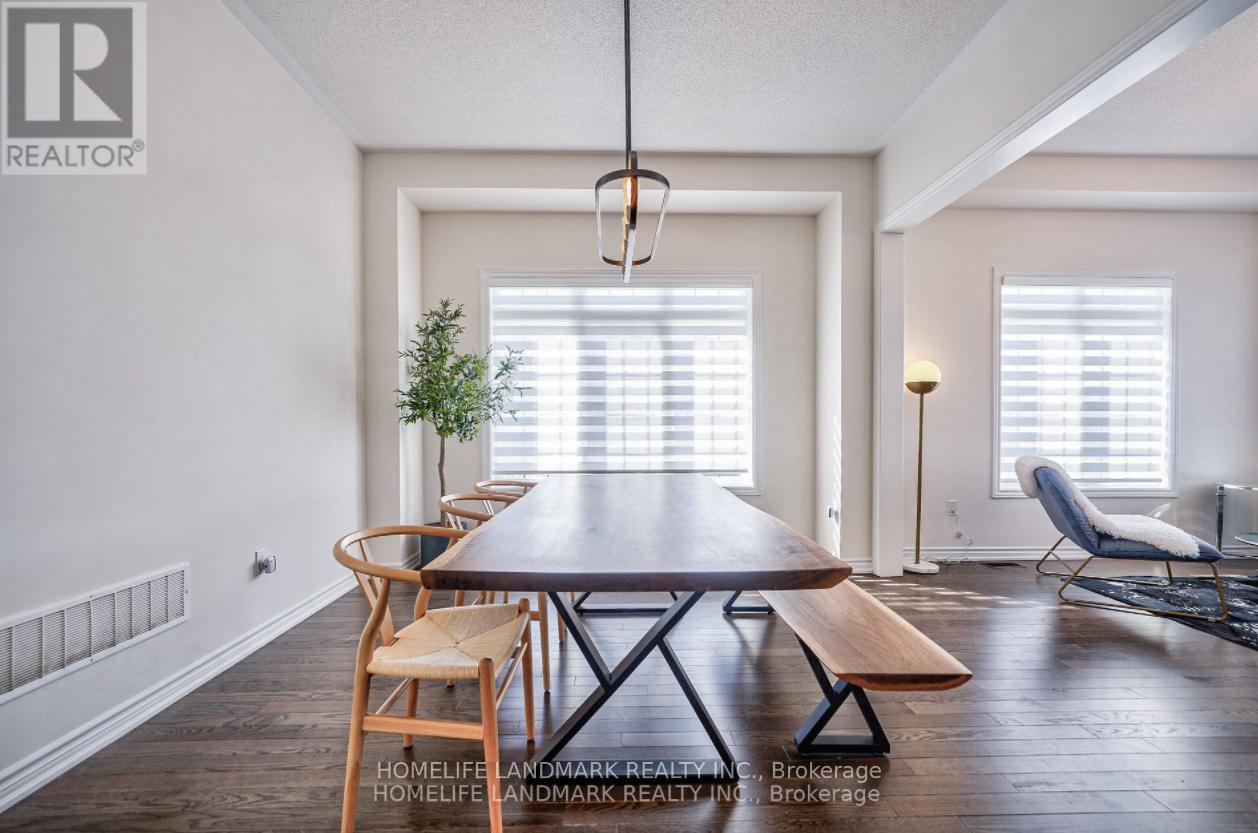 329 Danny Wheeler Boulevard, Georgina, Ontario  L4P 0K1 - Photo 4 - N12607604