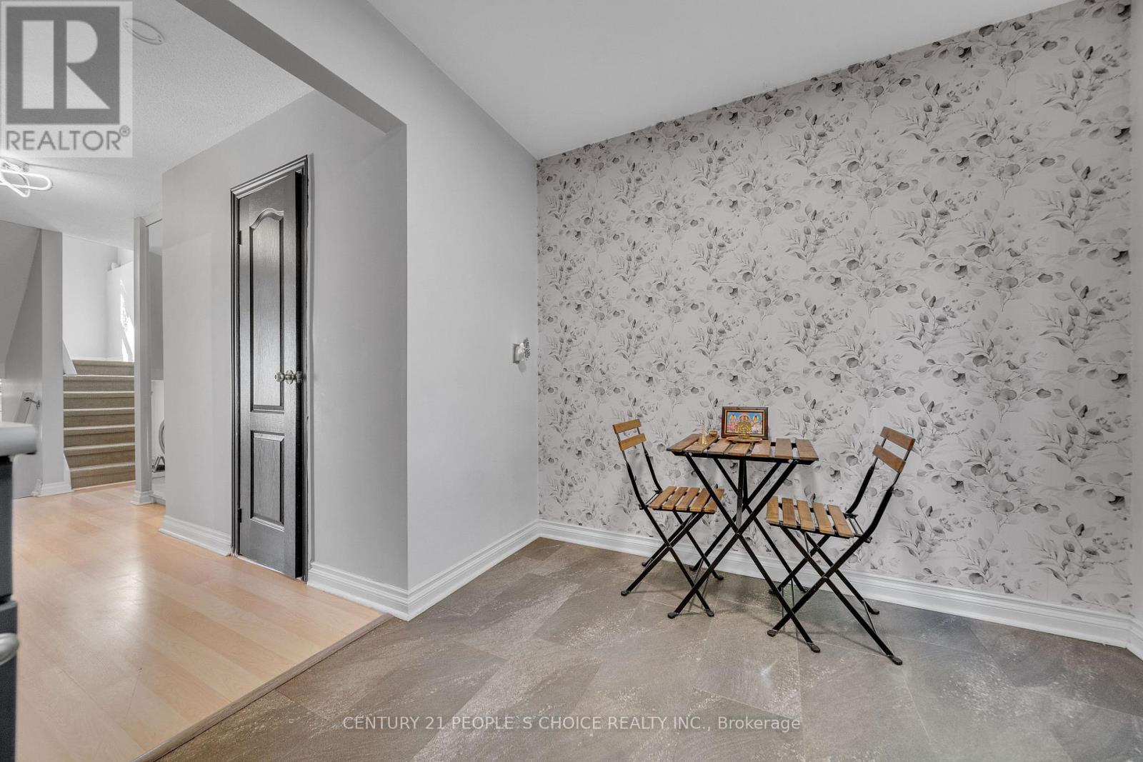 51 Mcmullen Crescent, Brampton, Ontario L6S 3M2 - Photo 14 - W12607594