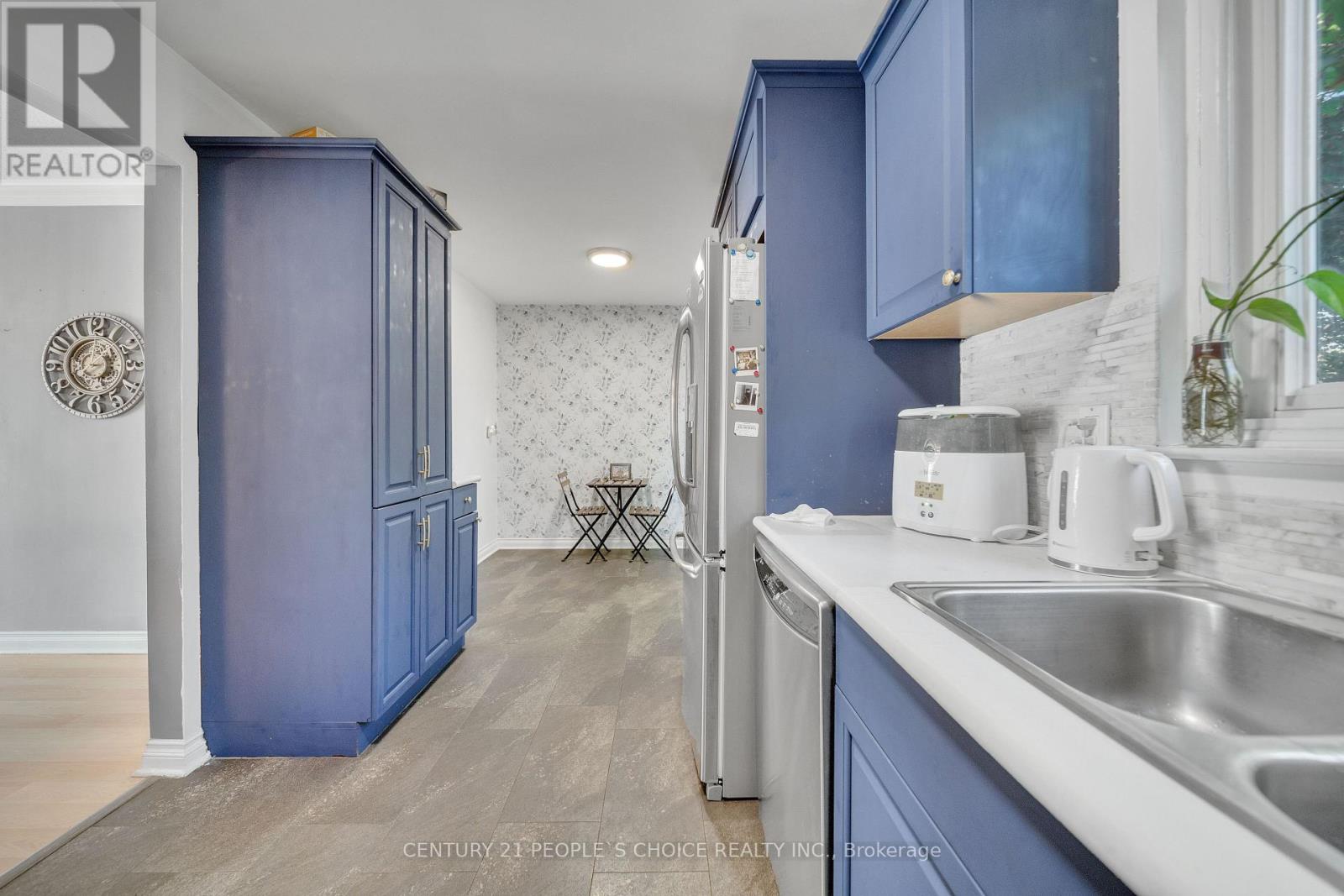 51 Mcmullen Crescent, Brampton, Ontario L6S 3M2 - Photo 17 - W12607594