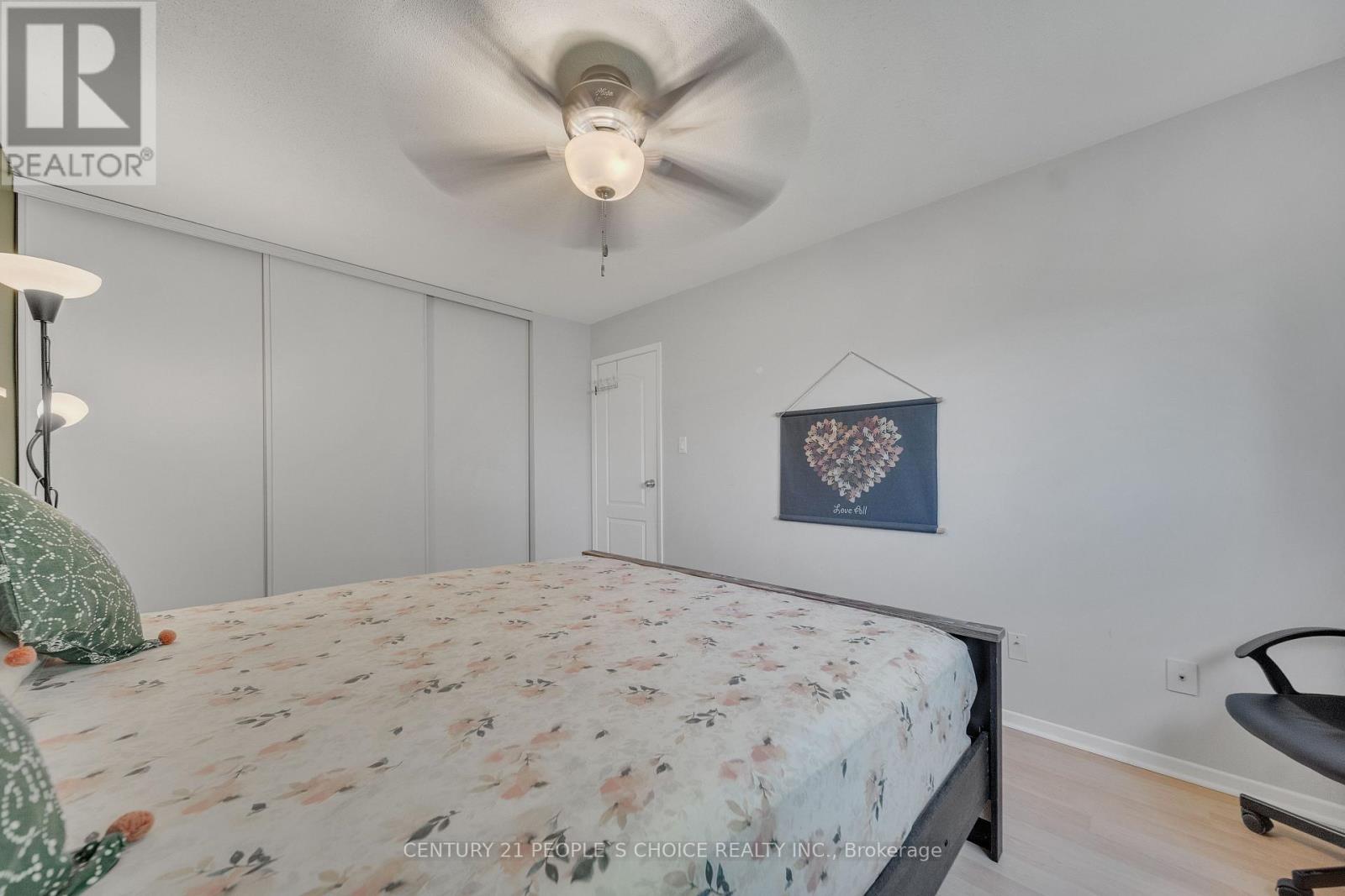 51 Mcmullen Crescent, Brampton, Ontario L6S 3M2 - Photo 34 - W12607594