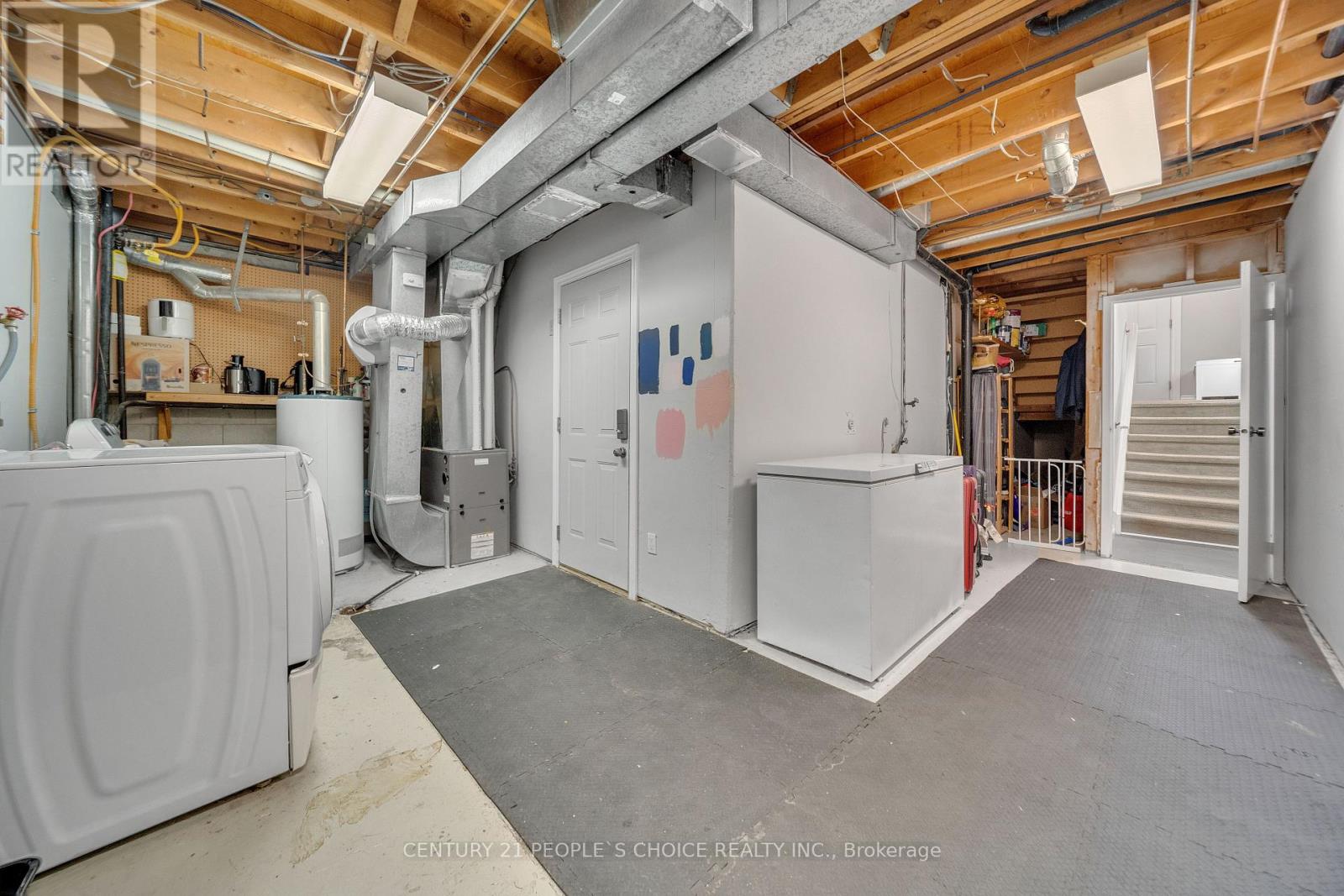 51 Mcmullen Crescent, Brampton, Ontario L6S 3M2 - Photo 35 - W12607594