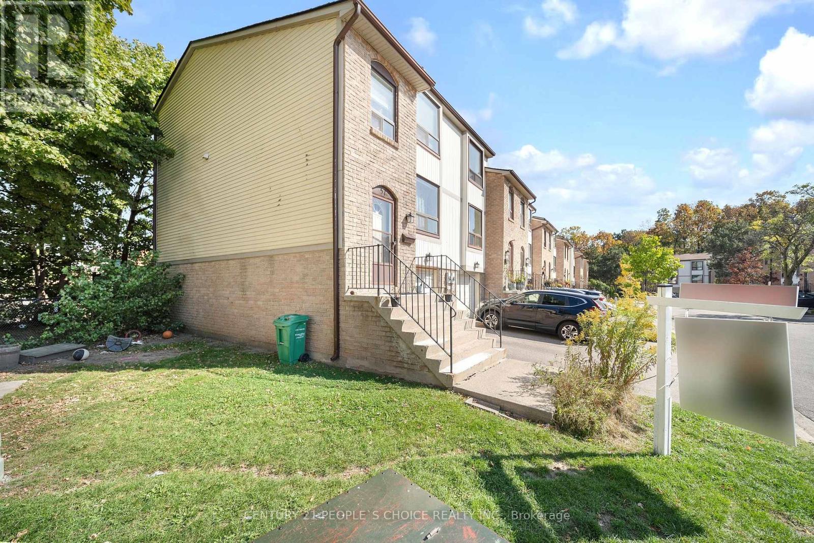 51 Mcmullen Crescent, Brampton, Ontario L6S 3M2 - Photo 40 - W12607594