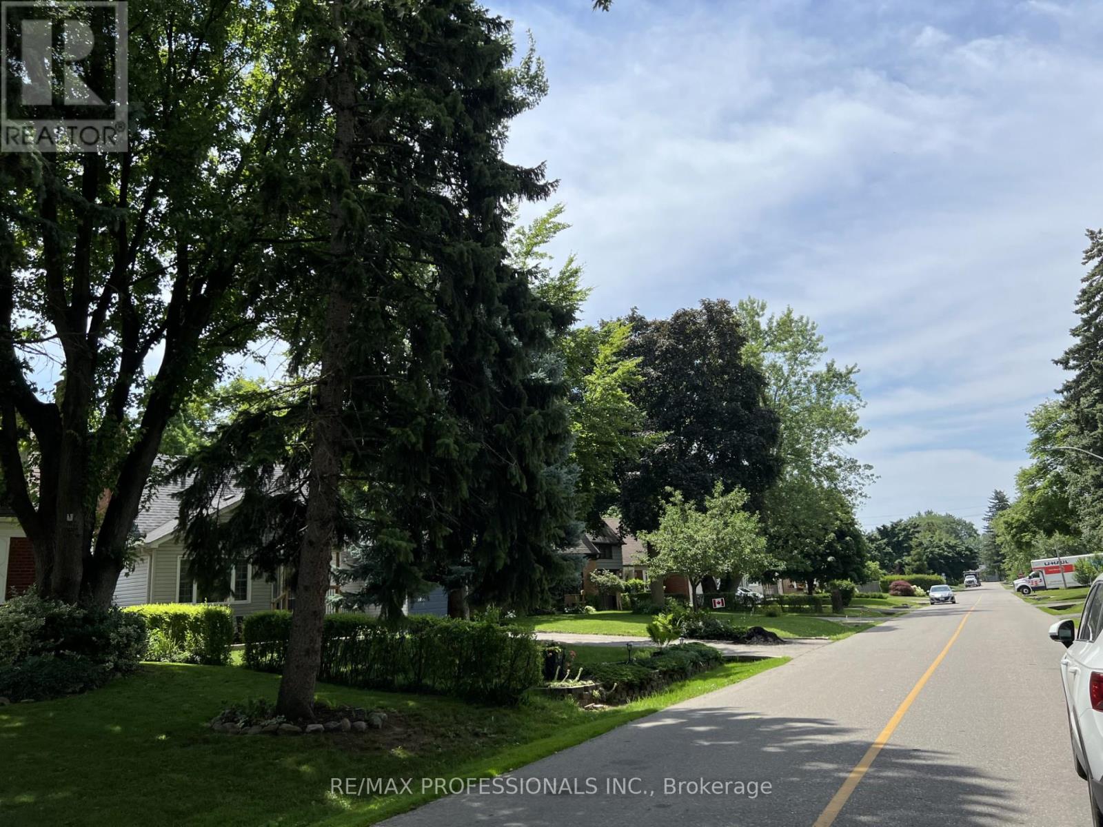 1026 Hedge Drive, Mississauga, Ontario  L4Y 1G2 - Photo 25 - W12607600