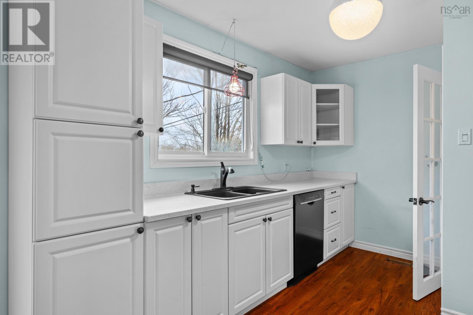 17 Newcombe Drive, Lower Sackville, Nova Scotia  B4C 2C8 - Photo 12 - 202528851