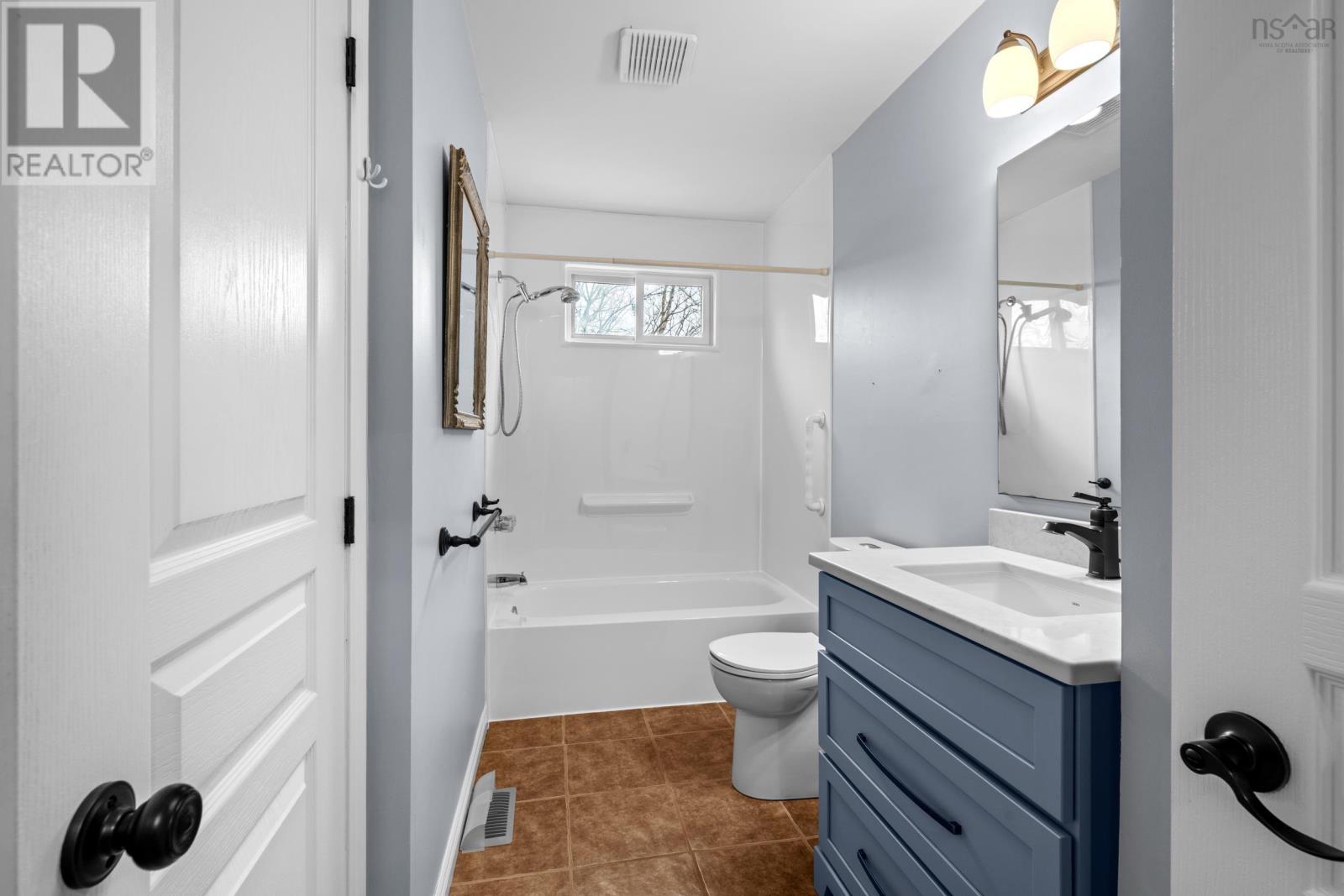 17 Newcombe Drive, Lower Sackville, Nova Scotia  B4C 2C8 - Photo 14 - 202528851