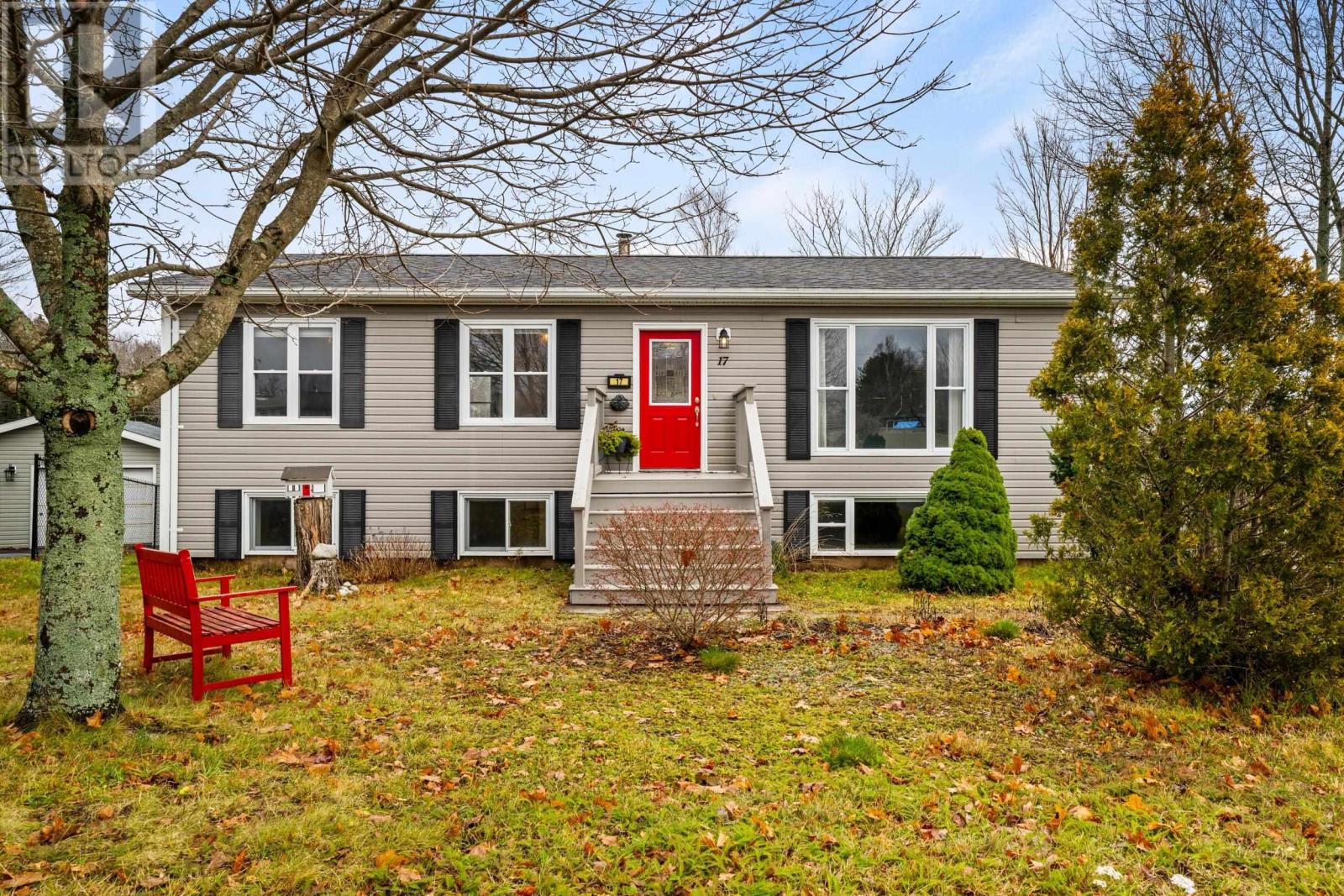 17 Newcombe Drive, Lower Sackville, Nova Scotia  B4C 2C8 - Photo 2 - 202528851