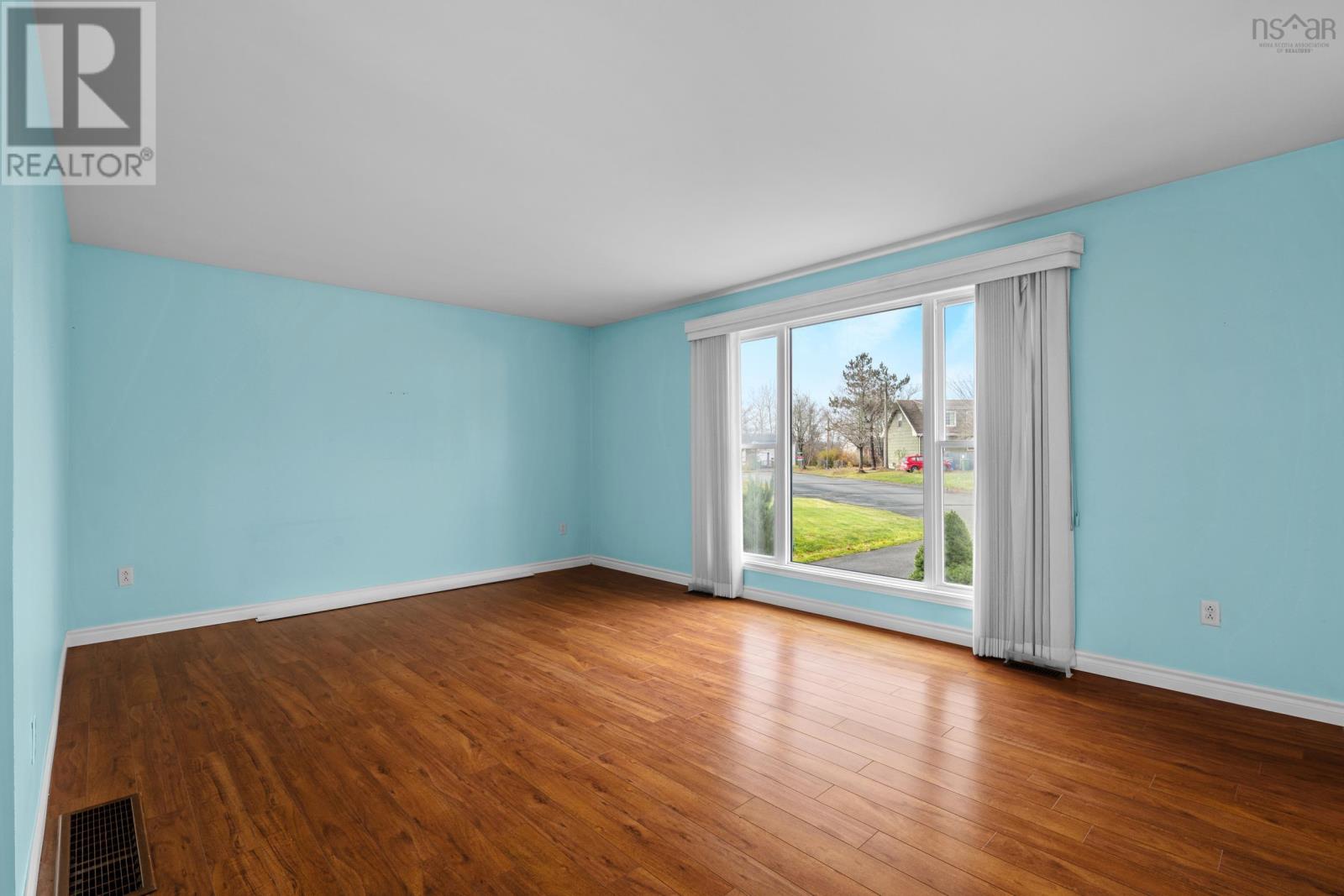 17 Newcombe Drive, Lower Sackville, Nova Scotia  B4C 2C8 - Photo 5 - 202528851