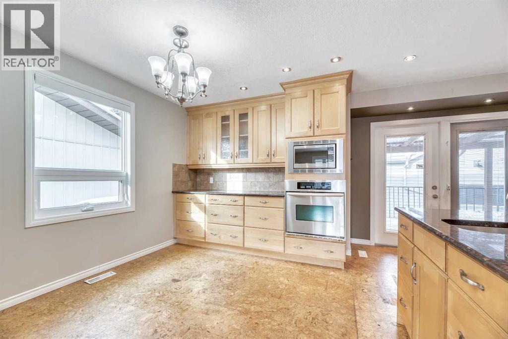 124 Deercrest Close Se, Calgary, Alberta  T2J 5T3 - Photo 8 - A2273628