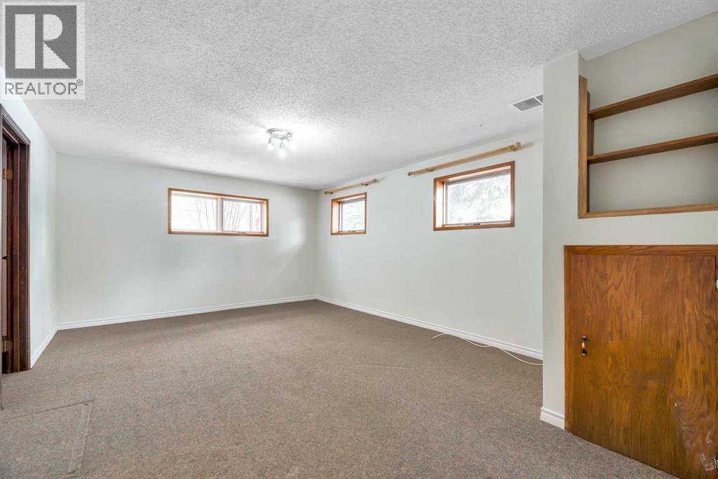 124 Deercrest Close Se, Calgary, Alberta  T2J 5T3 - Photo 23 - A2273628