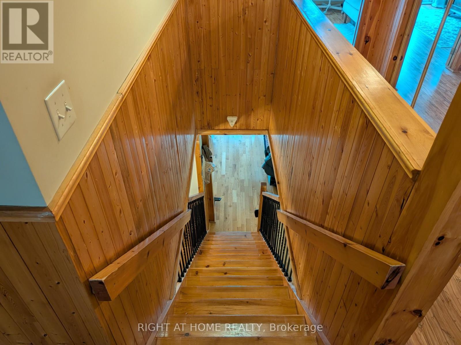 36 Shirlea Boulevard, Georgina, Ontario L4P 1K9 - Photo 12 - N12605866