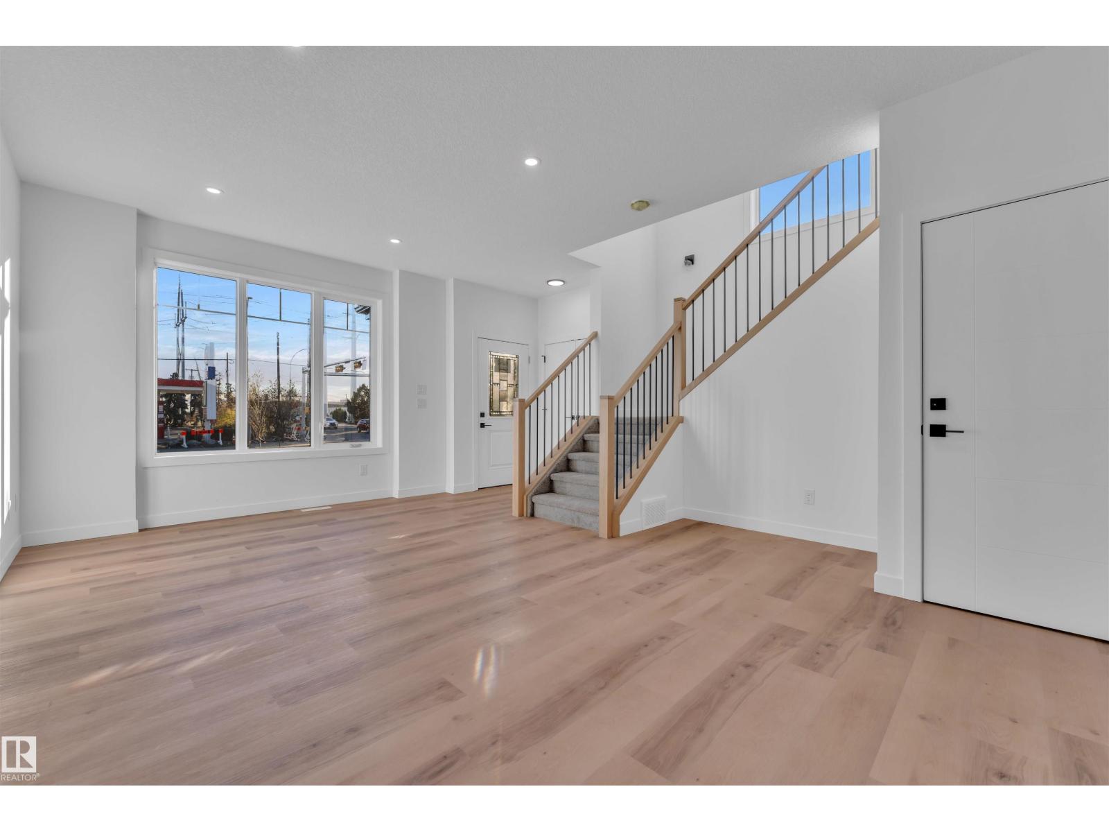 9652 63 Ave Nw, Edmonton, Alberta  T6E 0G5 - Photo 11 - E4467622