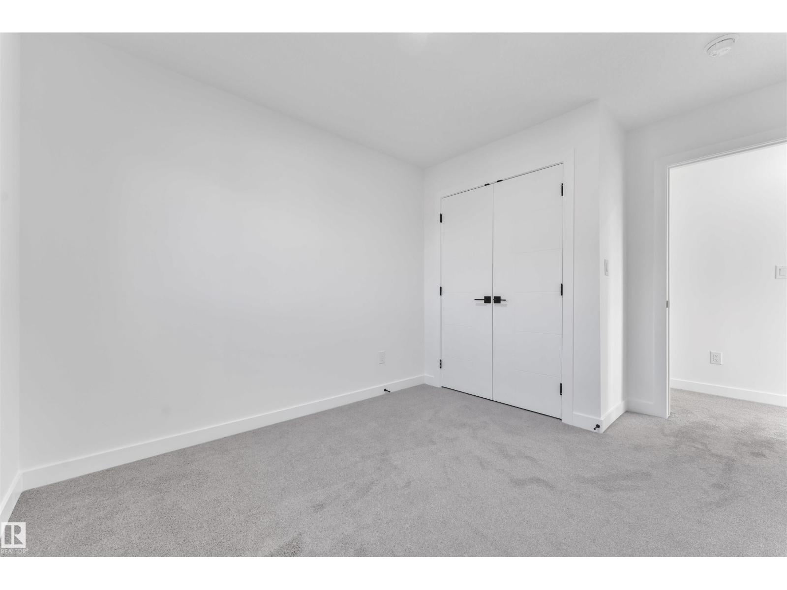 9652 63 Ave Nw, Edmonton, Alberta  T6E 0G5 - Photo 33 - E4467622