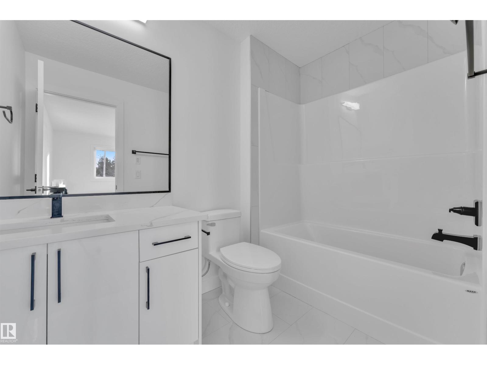 9652 63 Ave Nw, Edmonton, Alberta  T6E 0G5 - Photo 34 - E4467622