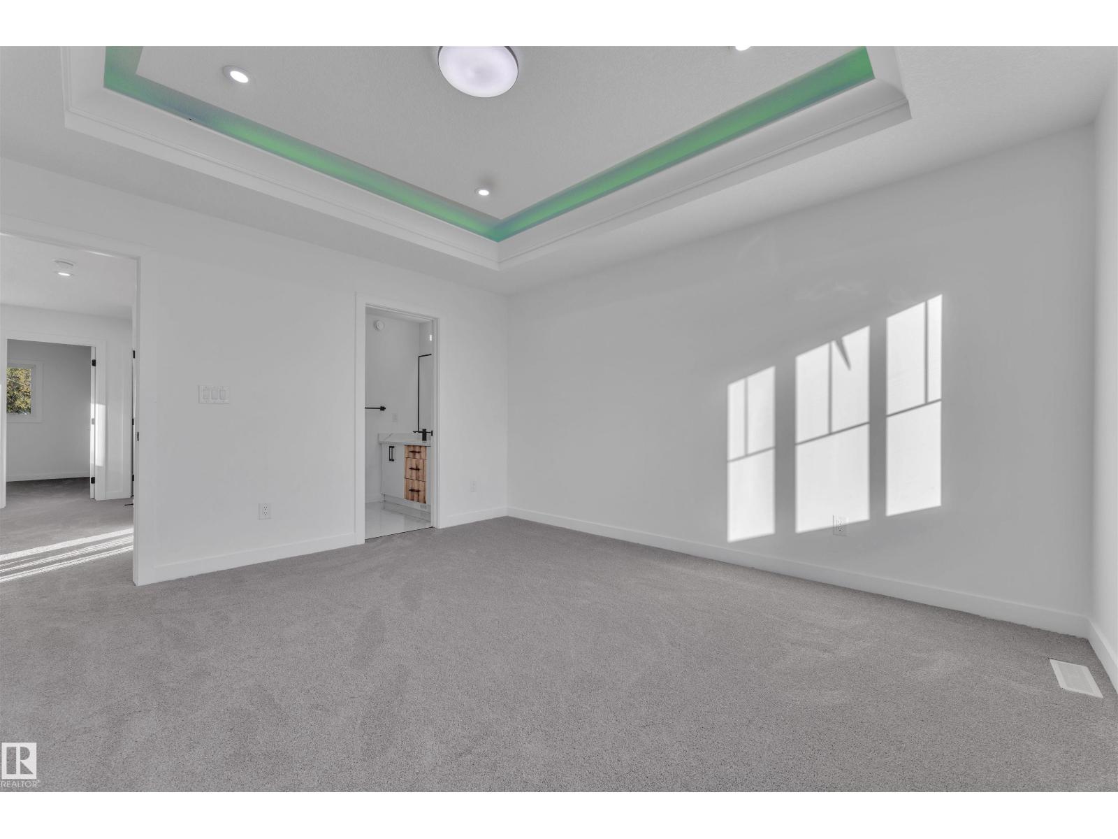 9652 63 Ave Nw, Edmonton, Alberta  T6E 0G5 - Photo 37 - E4467622