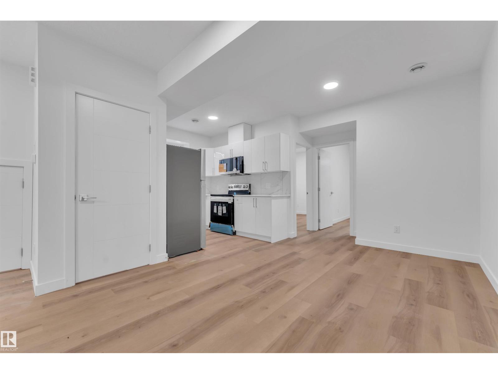 9652 63 Ave Nw, Edmonton, Alberta  T6E 0G5 - Photo 43 - E4467622