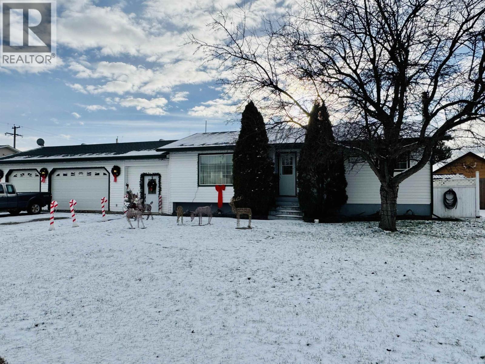 1321 8TH AVENUE, Valemount, British Columbia