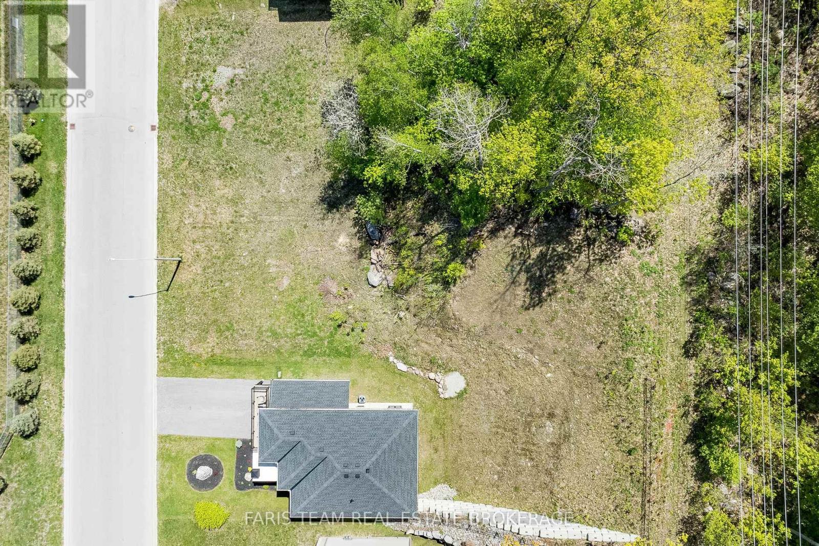 722 Aberdeen Boulevard, Midland, Ontario  L4R 5P1 - Photo 8 - S12464086