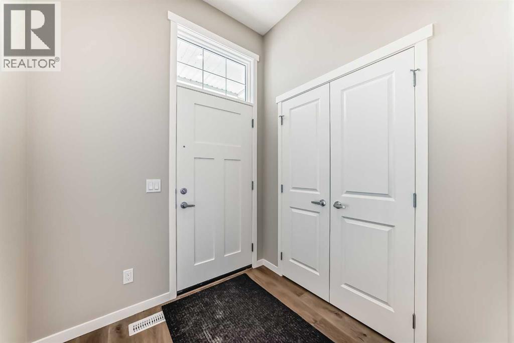 385 Hotchkiss Drive Se, Calgary, Alberta  T3S 0N1 - Photo 3 - A2238995