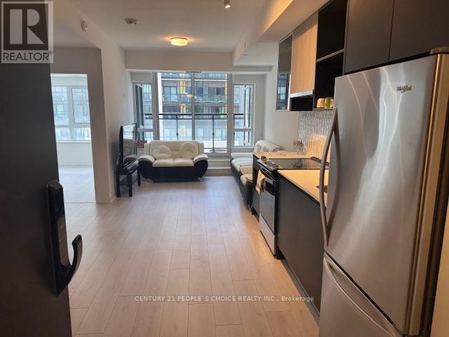 425 - 395 Dundas Street W, Oakville, Ontario  L6M 5R8 - Photo 2 - W12607640