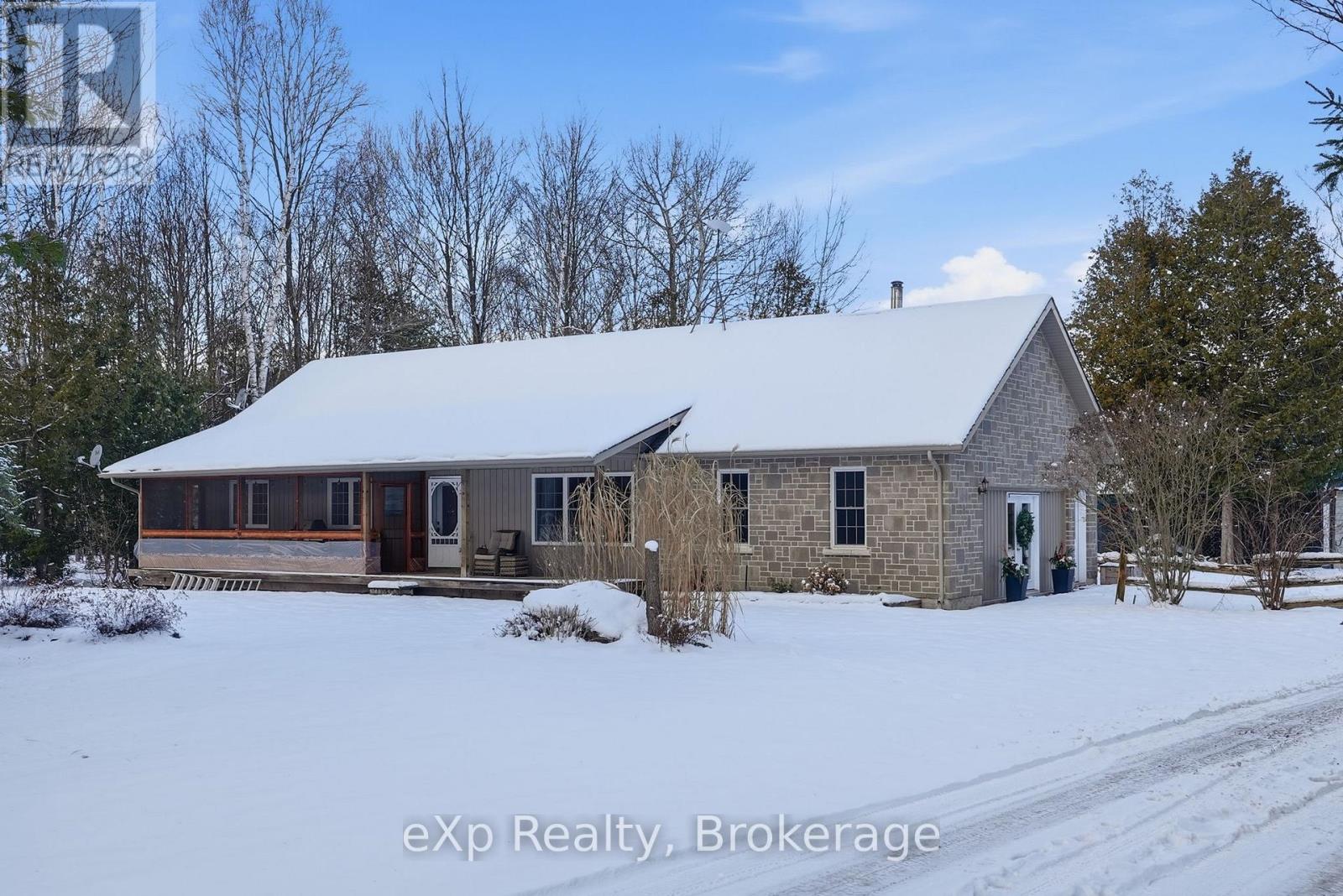 401309 Grey Road 17 Road, Georgian Bluffs, Ontario  N0H 2T0 - Photo 1 - X12607712