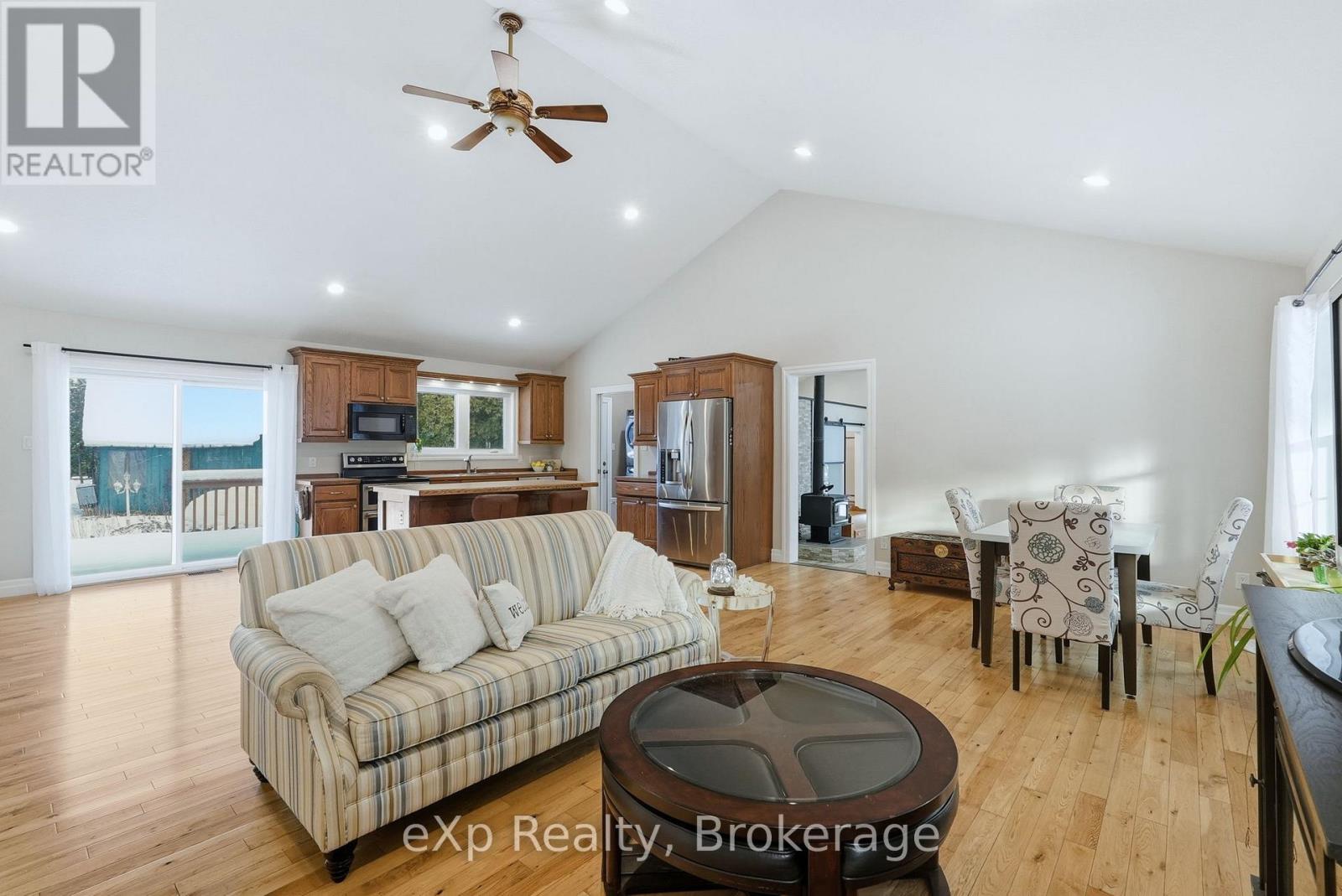 401309 Grey Road 17 Road, Georgian Bluffs, Ontario  N0H 2T0 - Photo 22 - X12607712