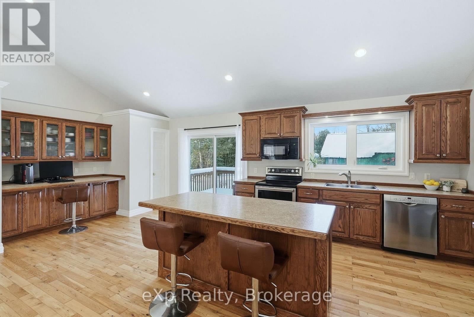 401309 Grey Road 17 Road, Georgian Bluffs, Ontario  N0H 2T0 - Photo 23 - X12607712