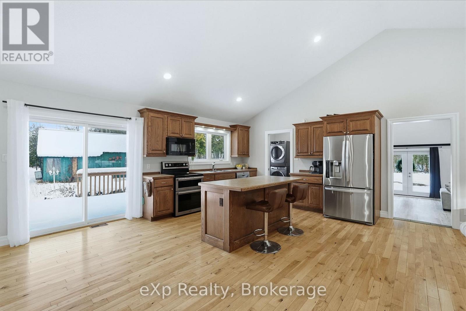 401309 Grey Road 17 Road, Georgian Bluffs, Ontario  N0H 2T0 - Photo 24 - X12607712