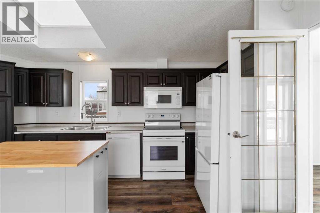 12230 98 Street, Grande Prairie, Alberta T8V 7M7 - Photo 7 - A2272866