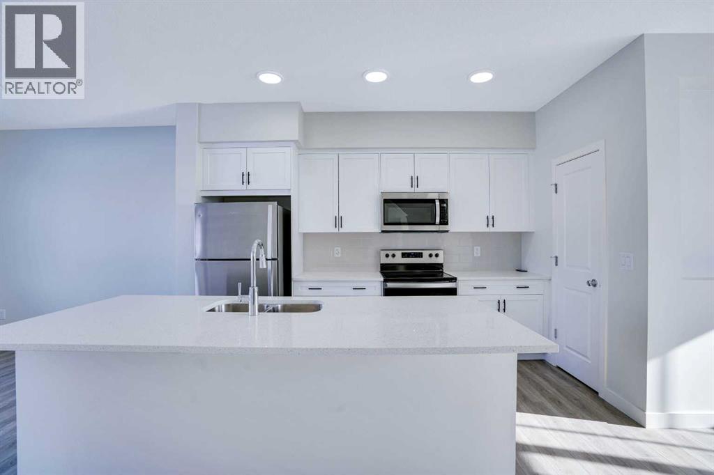 239 Savoy Landing Se, Calgary, Alberta  T3S 0L1 - Photo 3 - A2262117