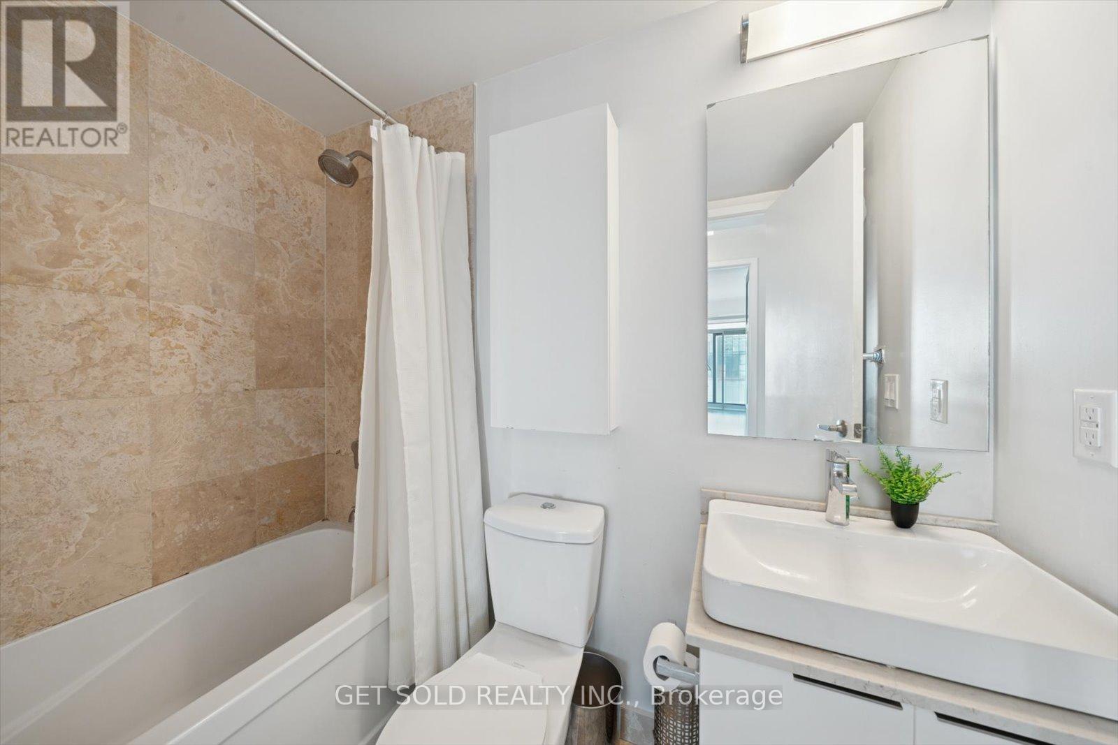 3803 - 14 York Street, Toronto, Ontario  M5J 0B1 - Photo 22 - C12603282