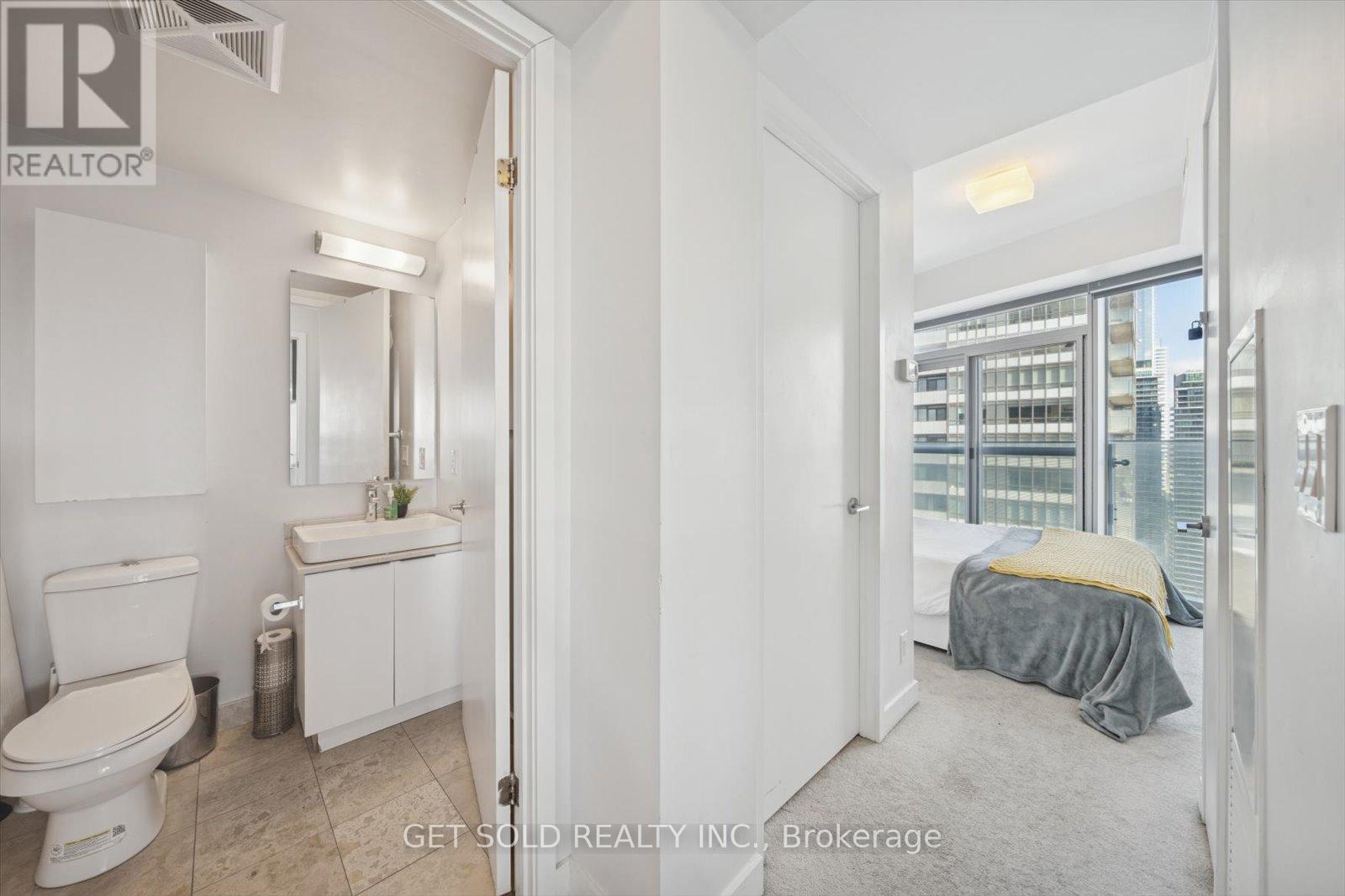 3803 - 14 York Street, Toronto, Ontario  M5J 0B1 - Photo 21 - C12603282